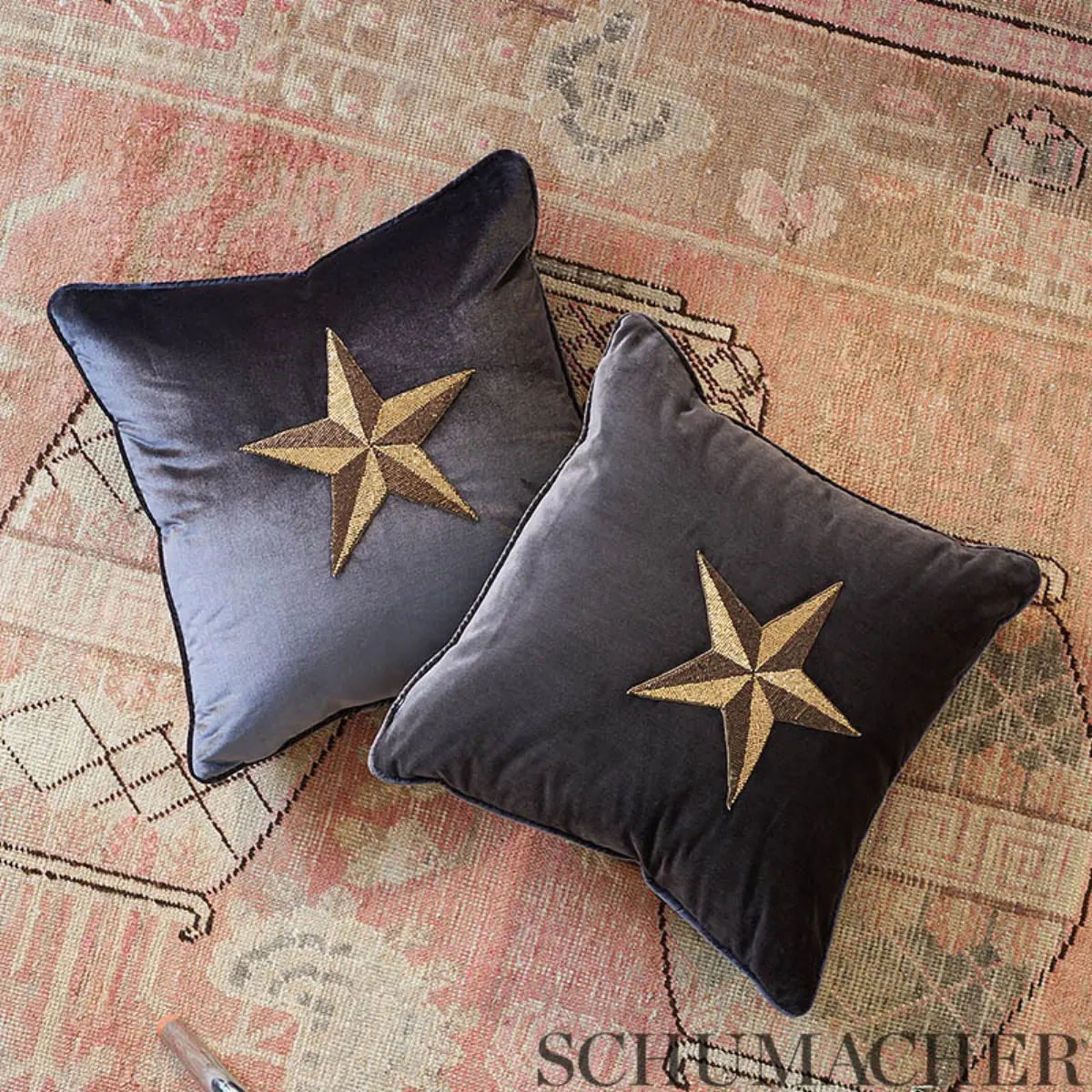 VENETIAN SILK VELVET_ GRAPHITE