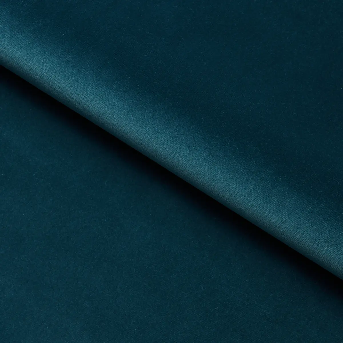 GAINSBOROUGH VELVET_ PRUSSIAN