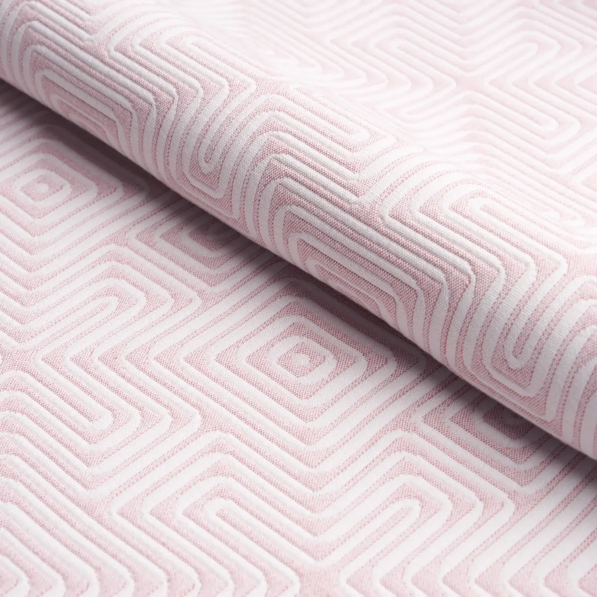 AMAZING MAZE INDOOR/OUTDOOR_ BLUSH