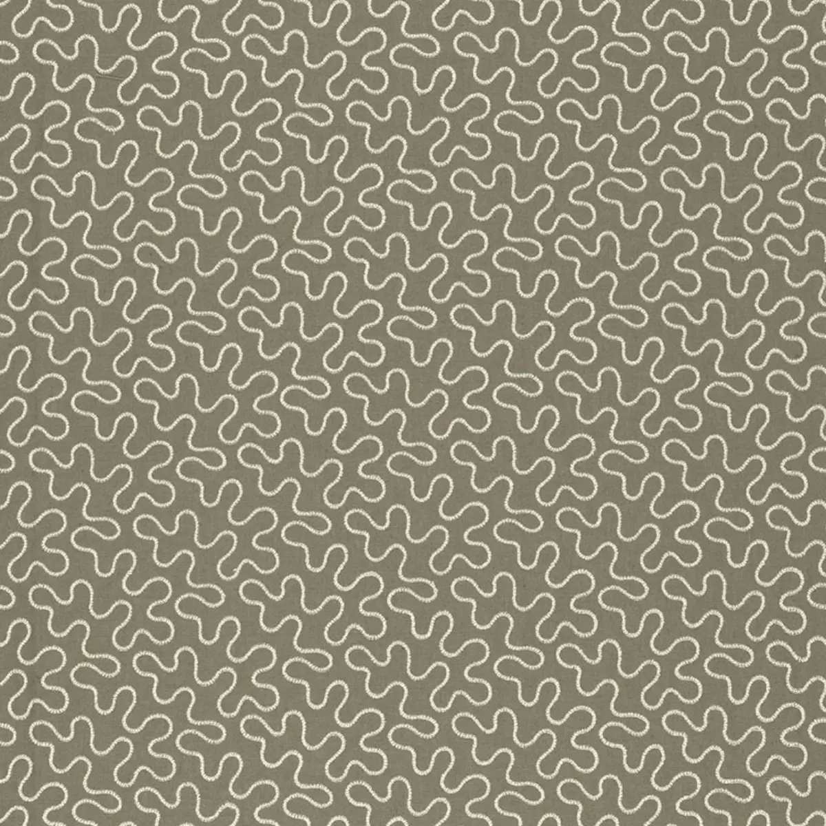 MEANDER EMBROIDERY_ PEAT