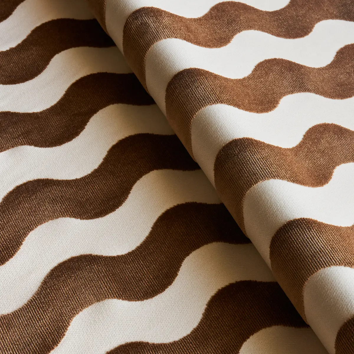 THE WAVE VELVET_ CAMEL