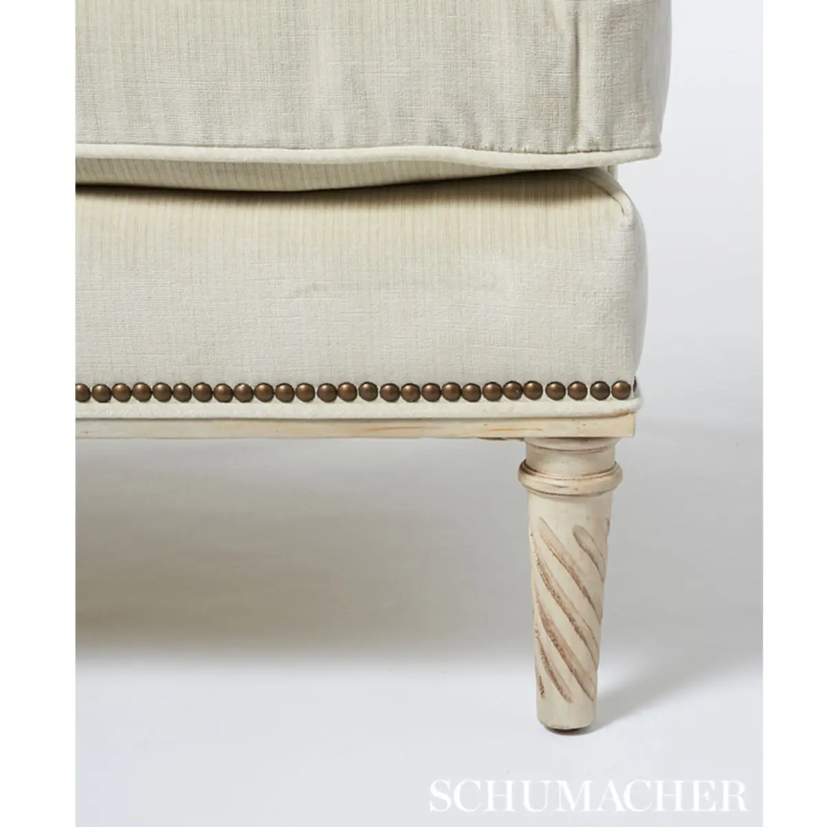 ANTIQUE STRIE VELVET_ OYSTER