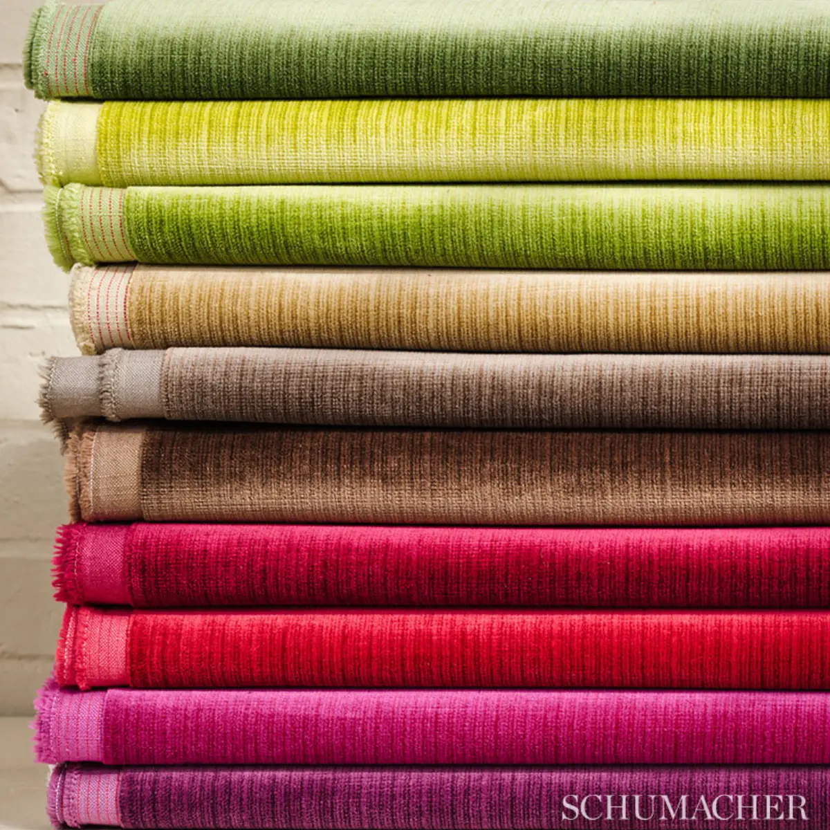 ANTIQUE STRIE VELVET_ FUCHSIA