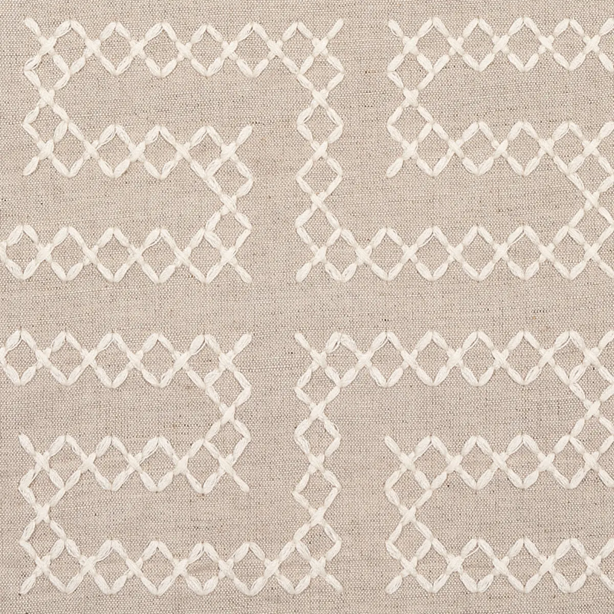 A MAZE EMBROIDERY_ SAND