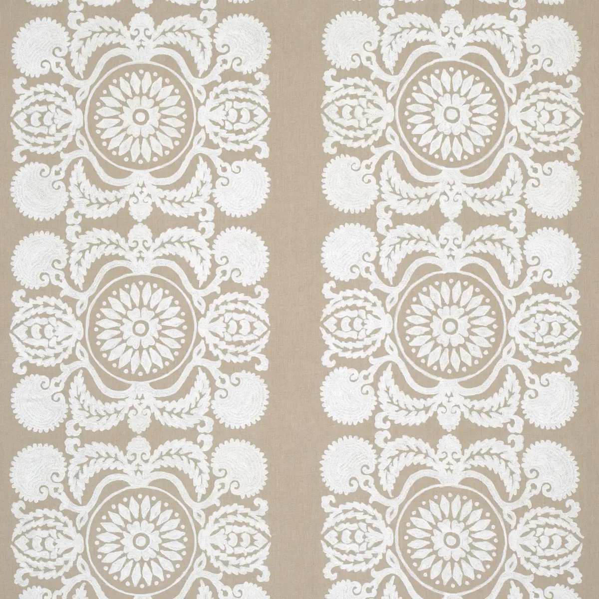 CASTANET EMBROIDERY_ NATURAL