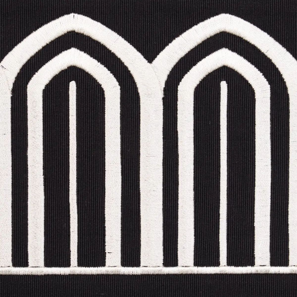 ARCHES EMBROIDERED TAPE WIDE_ WHITE ON BLACK