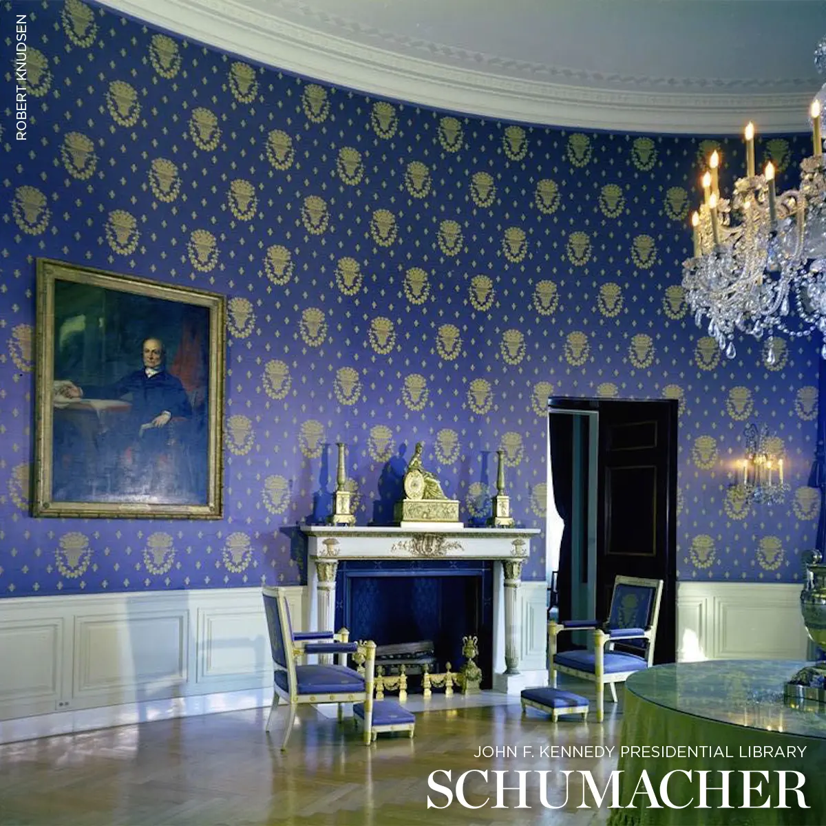 BLUE ROOM LAMPAS_ BLUE