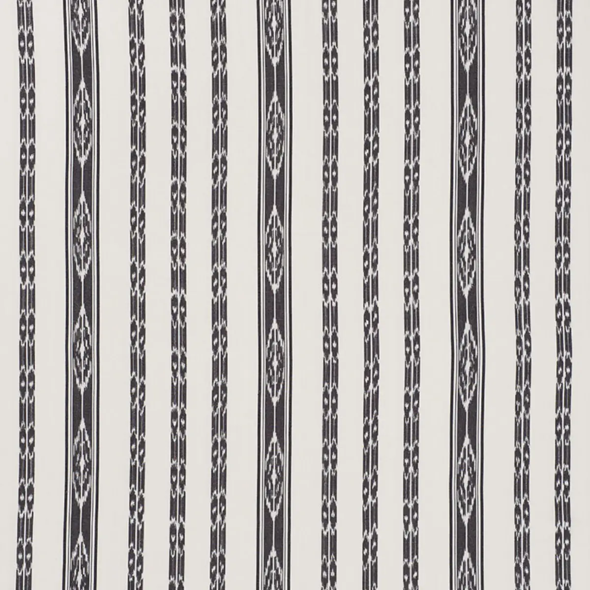 MARIAM IKAT_ BLACK