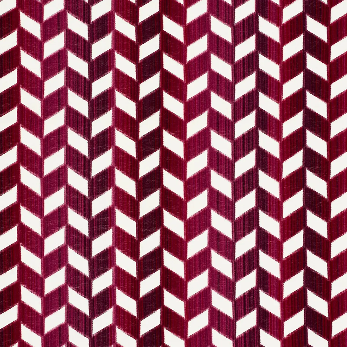 CHEVRON STRIÉ VELVET_ GARNET