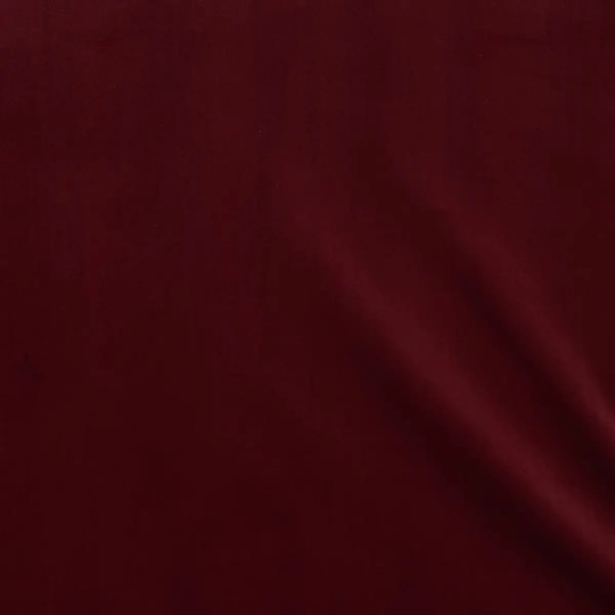 EMPRESS PERFORMANCE VELVET_ GARNET