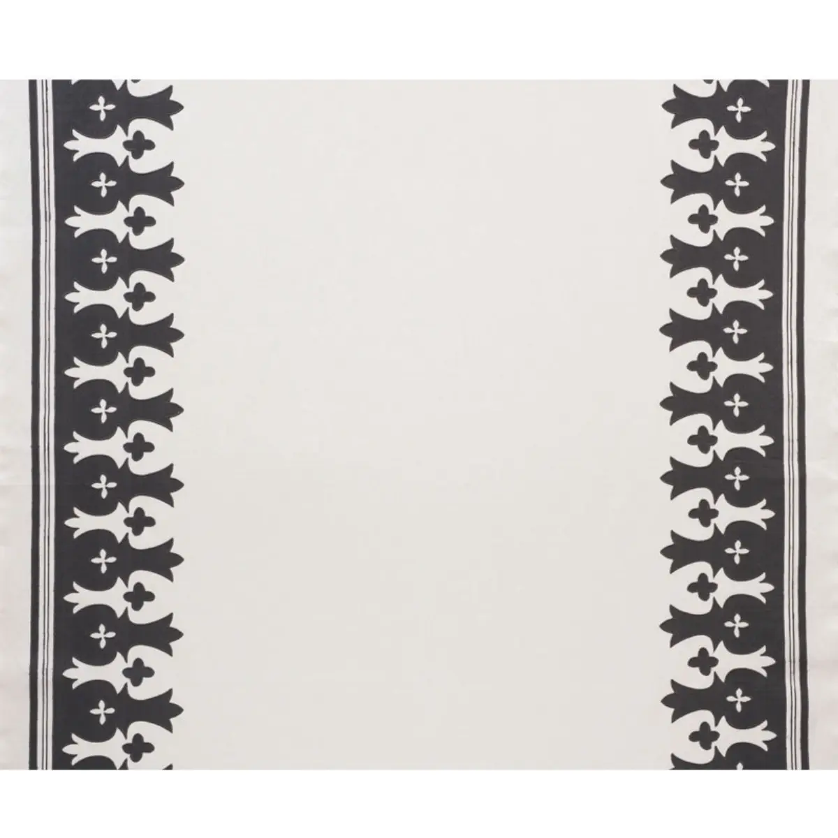 BERGAMA APPLIQUÉ_ CARBON & IVORY