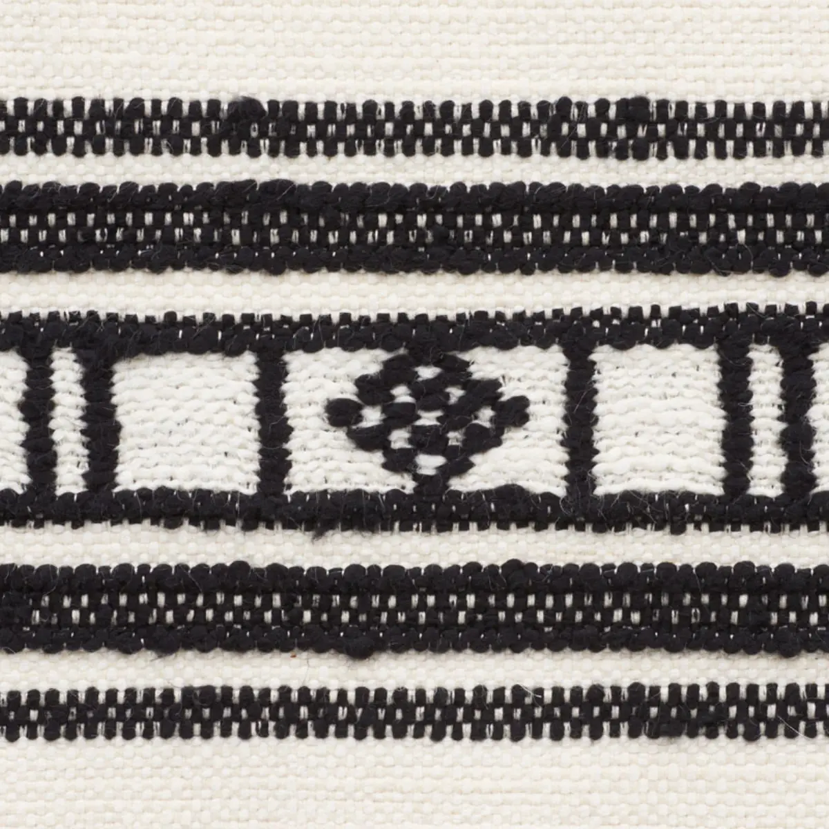 BUENA VISTA_ BLACK
