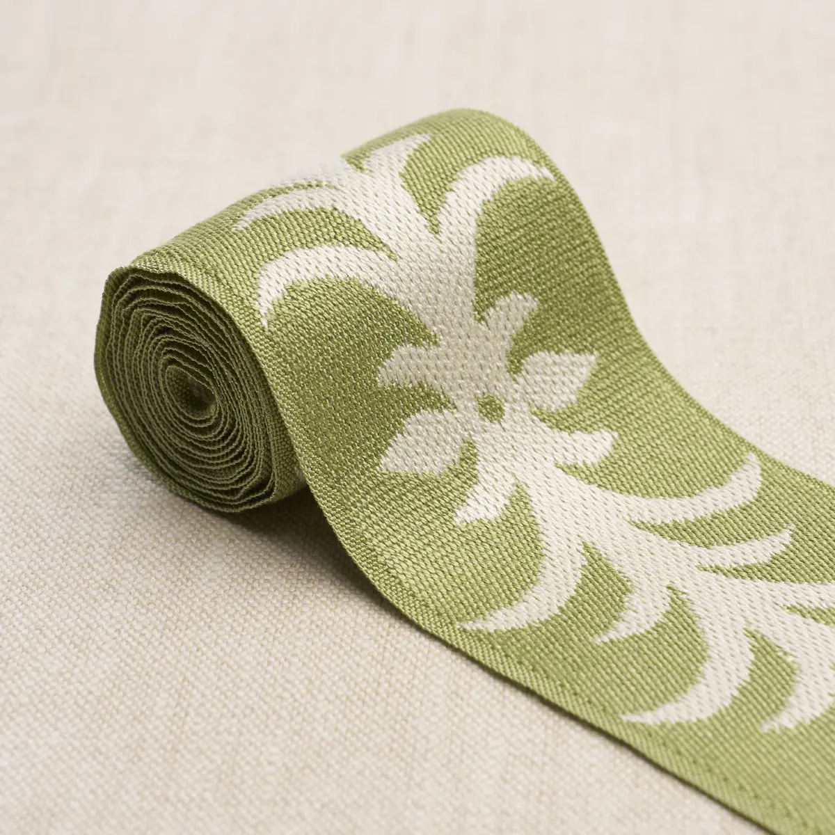 ACANTHUS TAPE_ ROMAINE