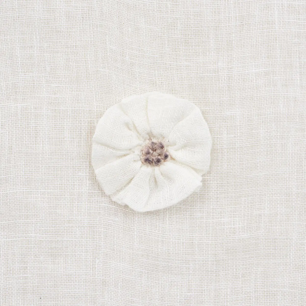 BUTTON FLOWER SHEER_ IVORY