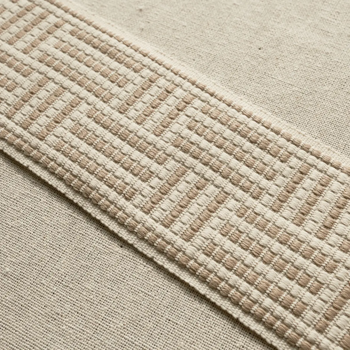 BRICKELL TAPE INDOOR/OUTDOOR_ NEUTRAL