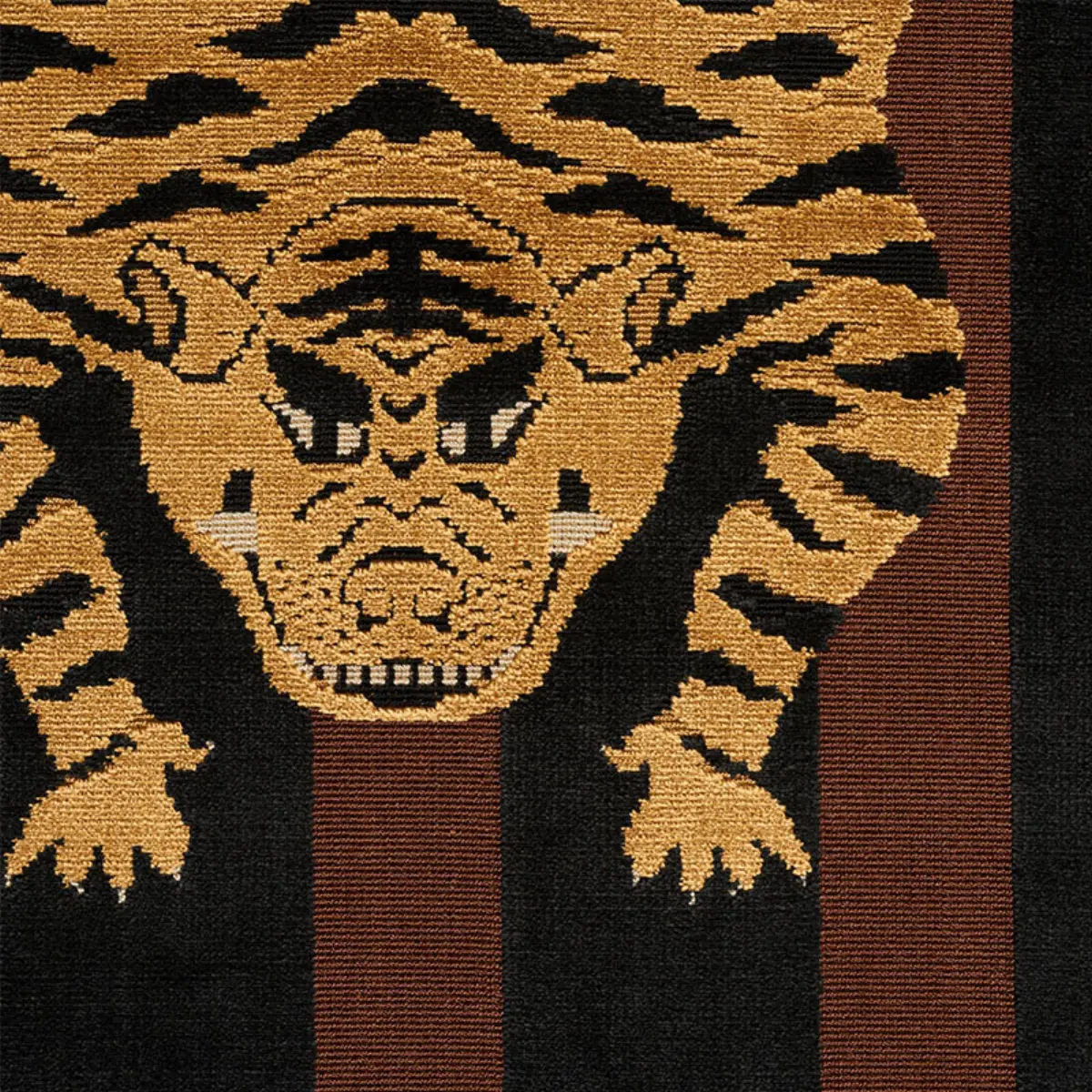 Jokhang Tiger Velvet_ BROWN & BLACK