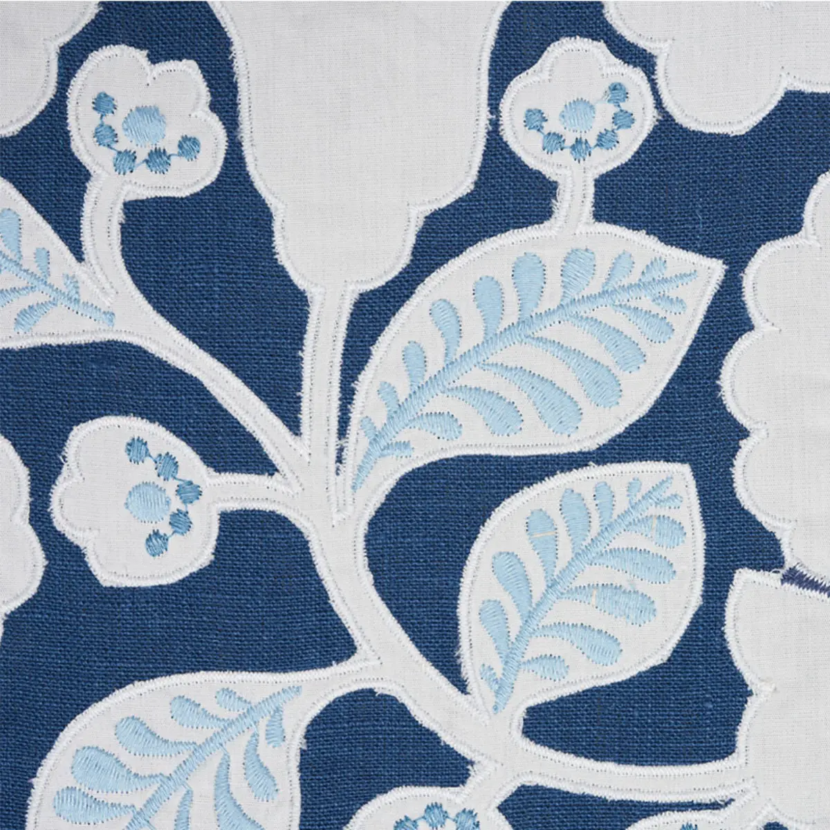 JACKIE APPLIQUÉ EMBROIDERY_ BLUE