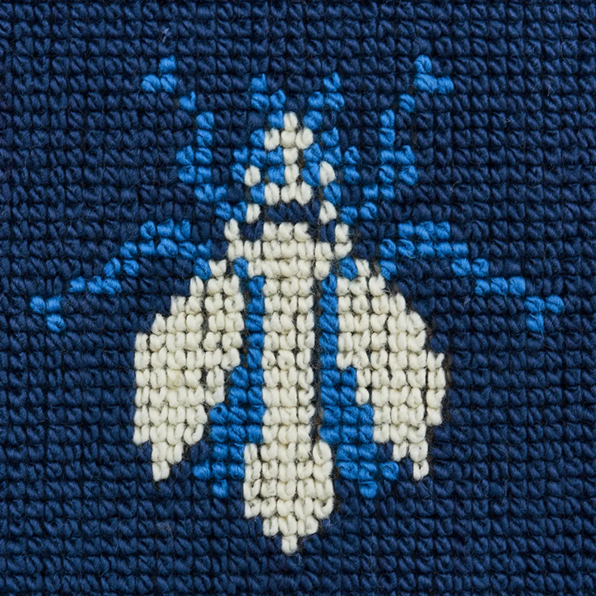 BEE ÉPINGLÉ_ BLUE