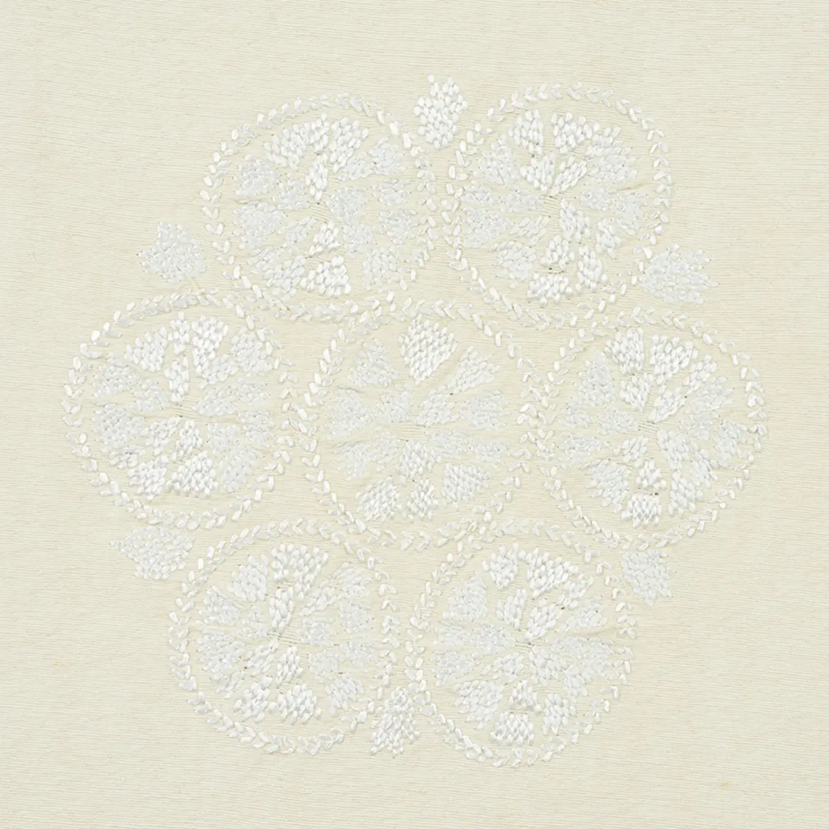 ISLA HAND EMBROIDERY_ IVORY