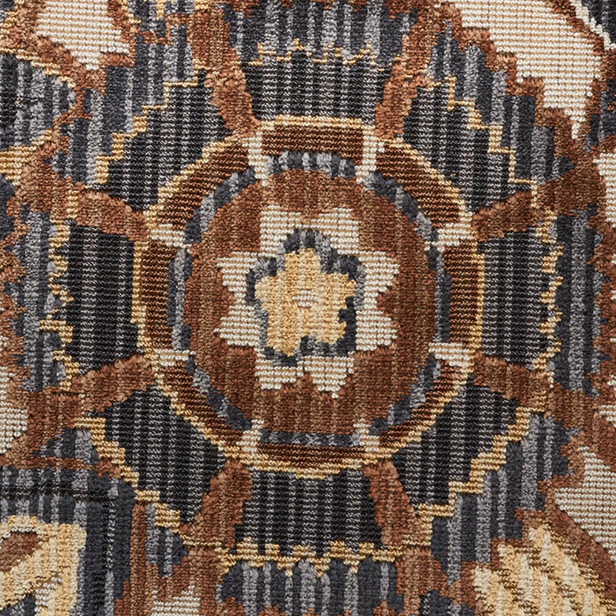 GARLAND VELVET_ NEUTRAL