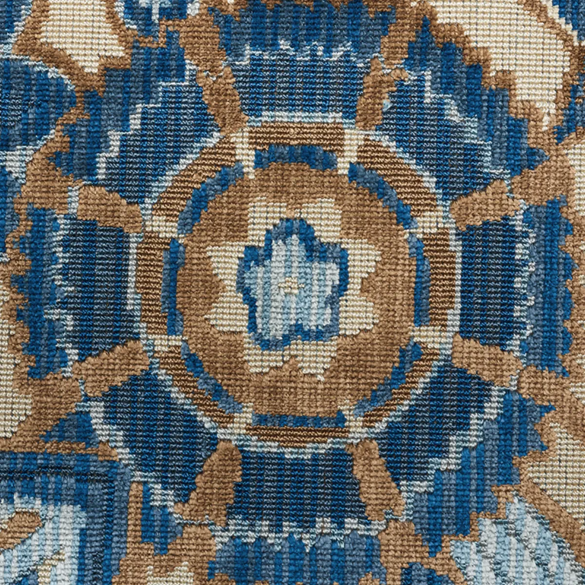 GARLAND VELVET_ BLUE