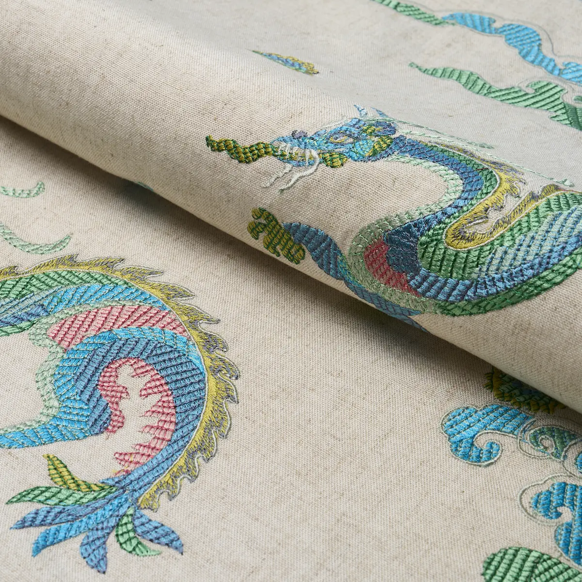 Hanlun Dragon Embroidery_ NATURAL