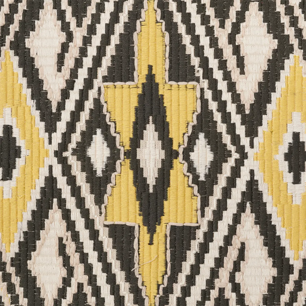 Bayeta Embroidery_ YELLOW & NEUTRAL