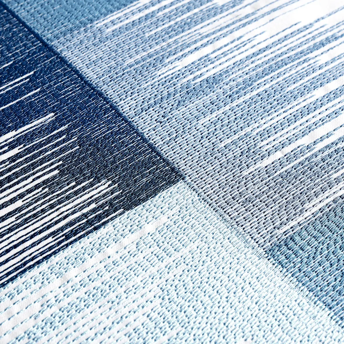 SUNBURST STRIPE EMBROIDERY_ BLUE