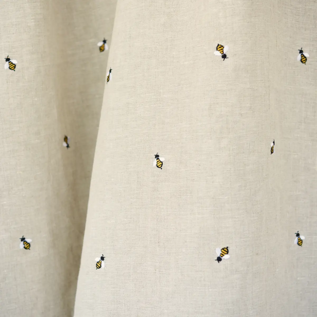 HONEY BEE EMBROIDERY_ NATURAL