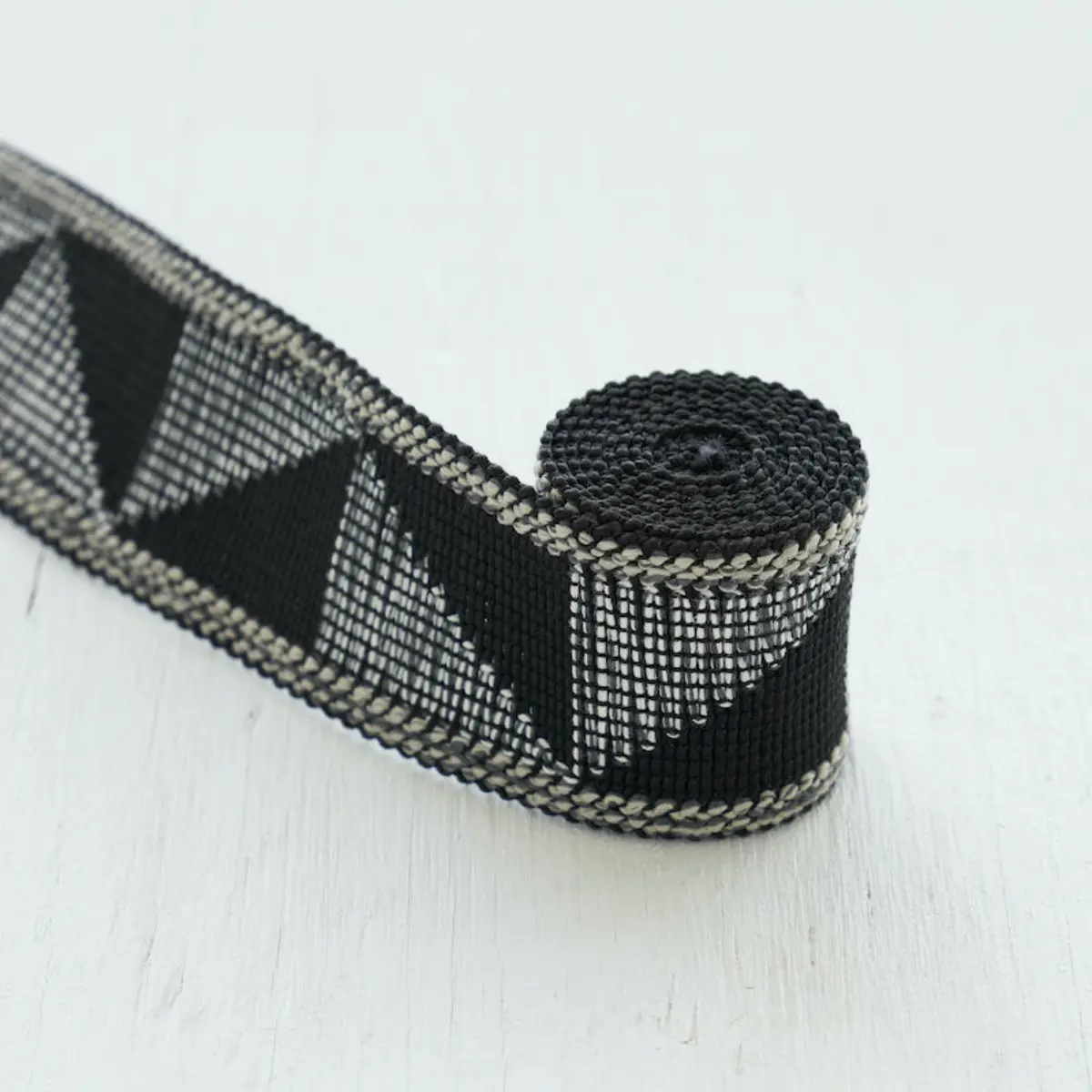 TEAGUE TAPE INDOOR/OUTDOOR_ BLACK