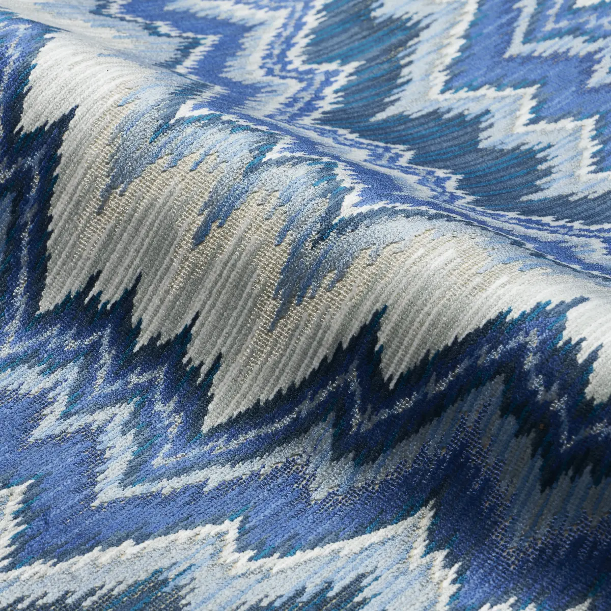 BEZIQUE FLAMESTITCH VELVET_ LAPIS