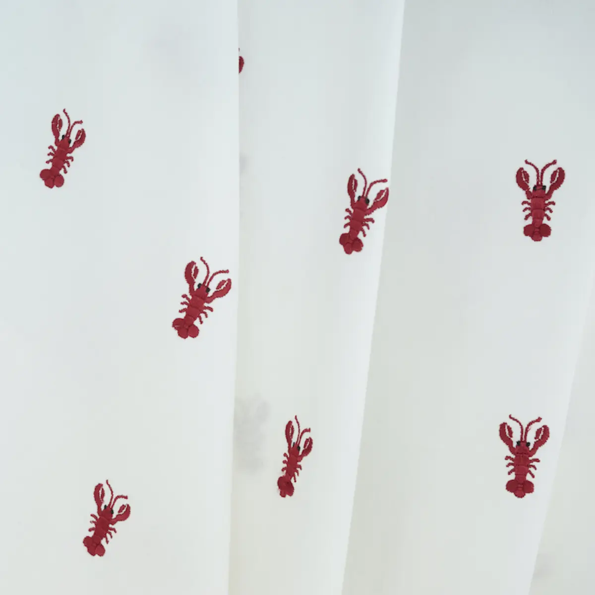 LOBSTER EMBROIDERY_ WHITE