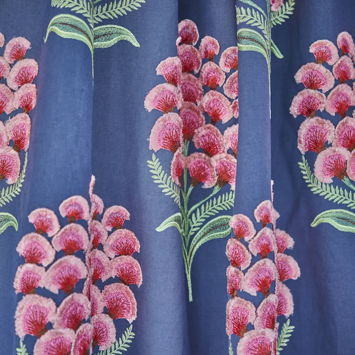Aurelia Embroidery_ NAVY
