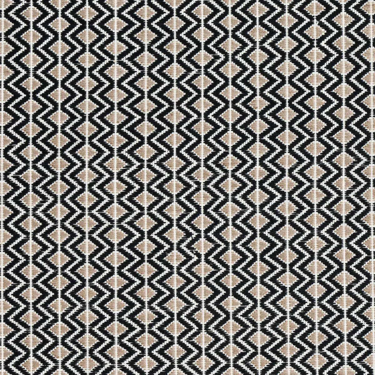 PINULA HAND WOVEN_ BLACK