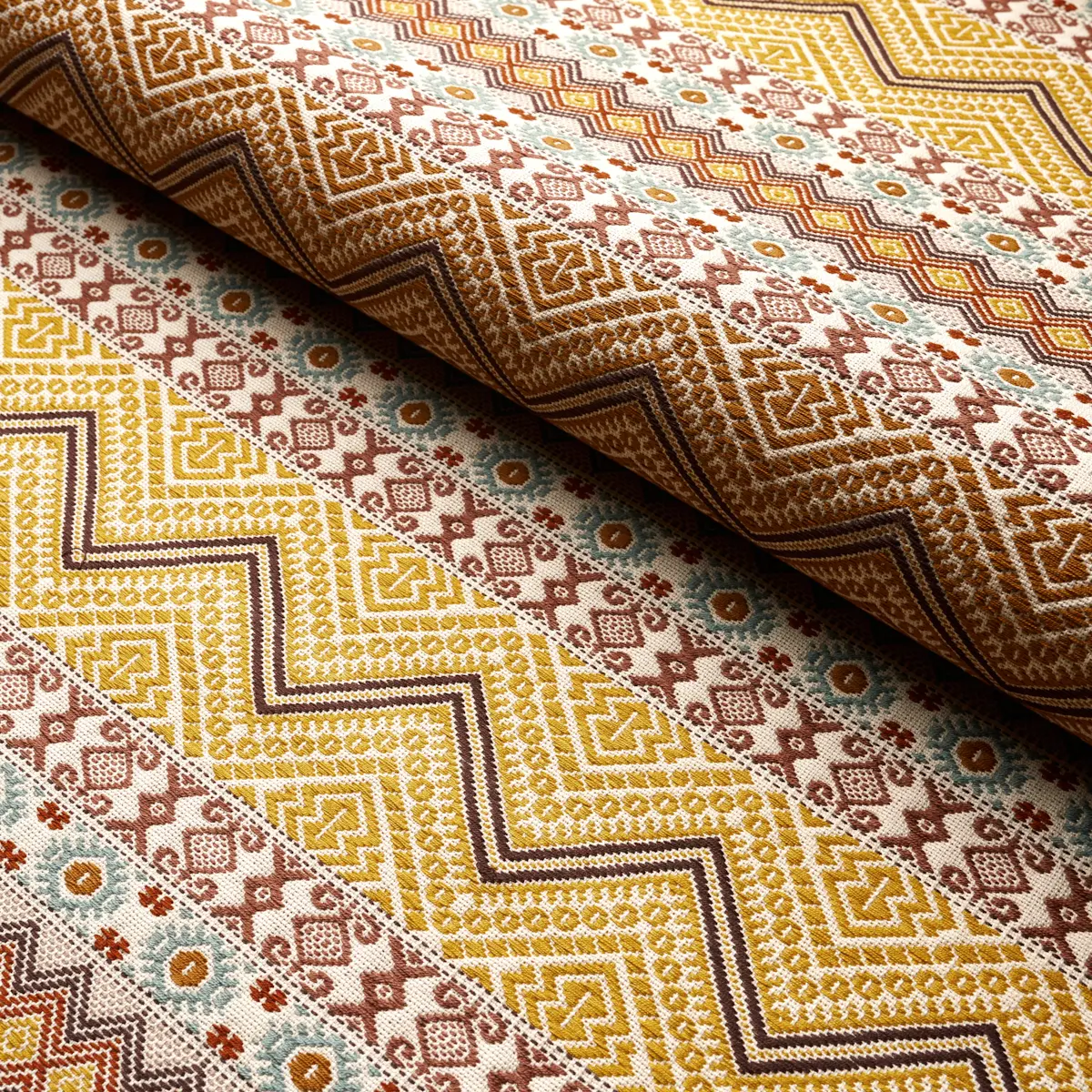 HOLMUL HAND WOVEN_ OCHRE