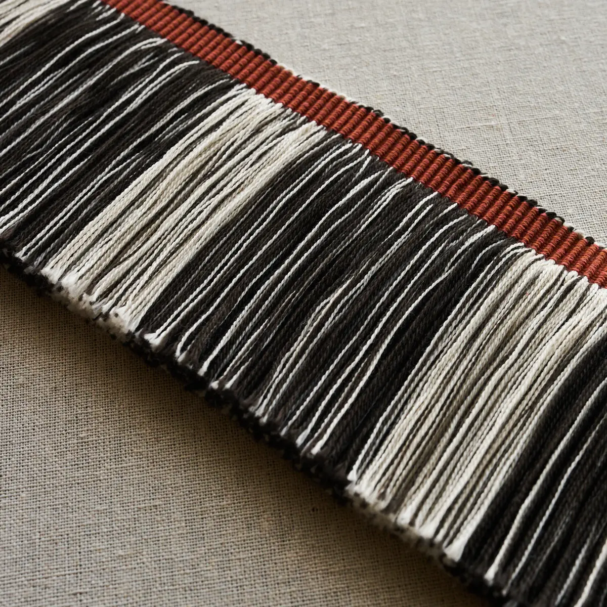 CALCADA FRINGE_ RUST