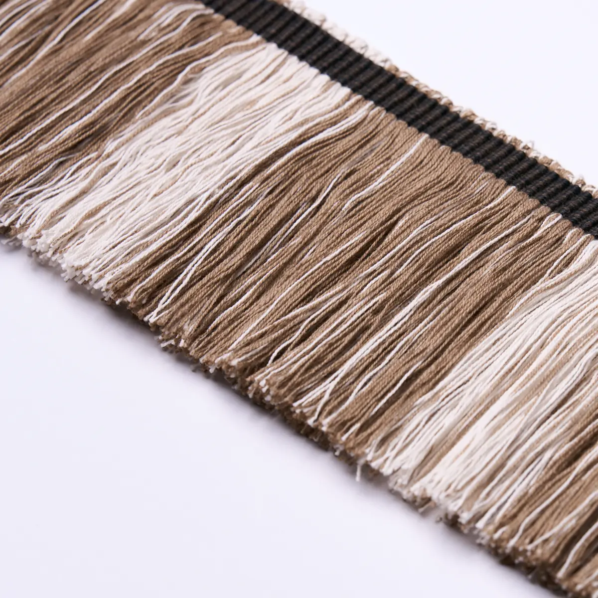 CALCADA FRINGE_ WHEAT