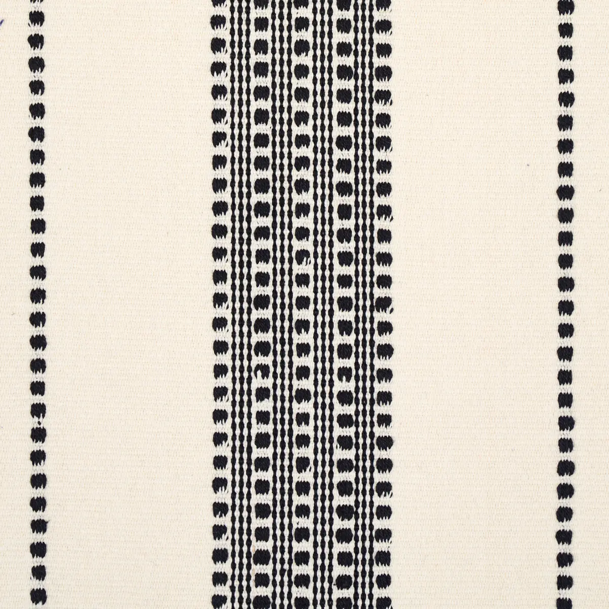 LUBECK STRIPE_ BLACK