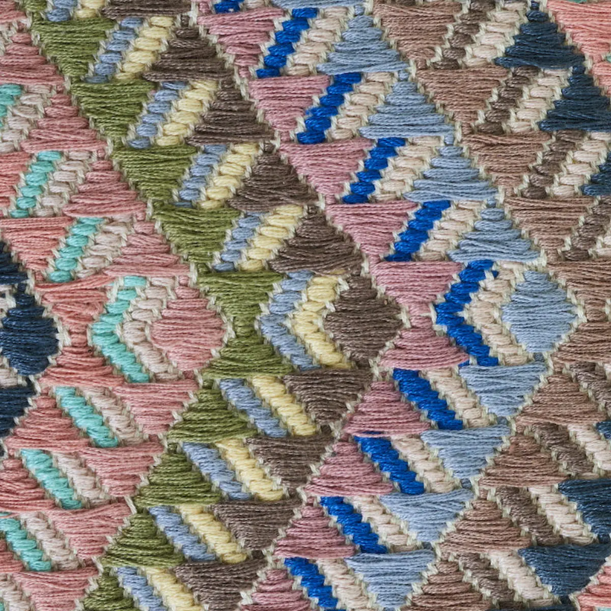 AMATES HAND WOVEN BROCADE_ CHALKED