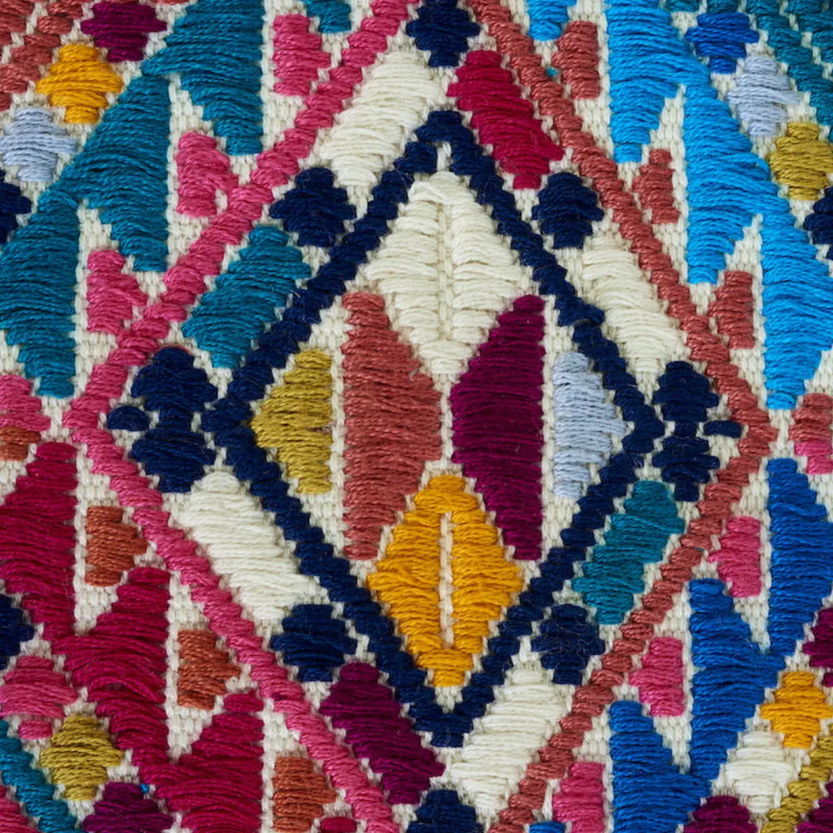 NICA HAND WOVEN BROCADE_ ROSA