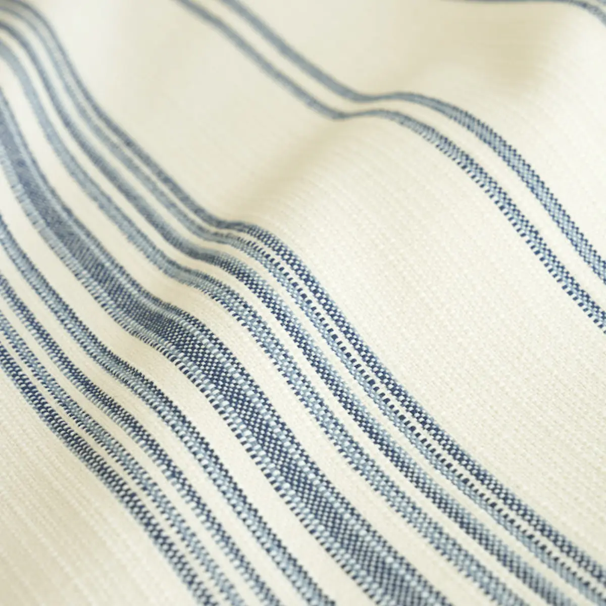 SOLANA STRIPE INDOOR/OUTDOOR_ NAVY