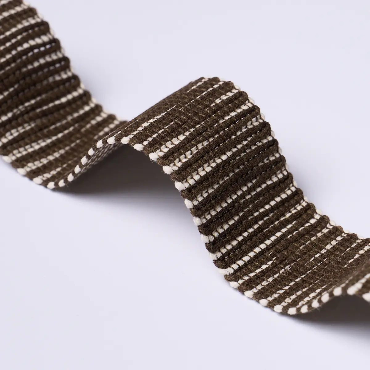 PIERCE TAPE INDOOR/OUTDOOR_ BROWN