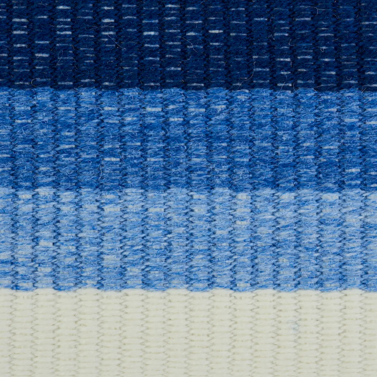 OMBRE TAPE INDOOR/OUTDOOR_ BLUE