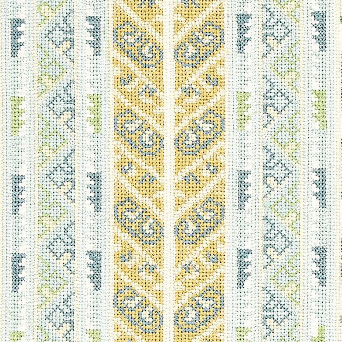 VINKA EMBROIDERY_ MINERAL & IVORY