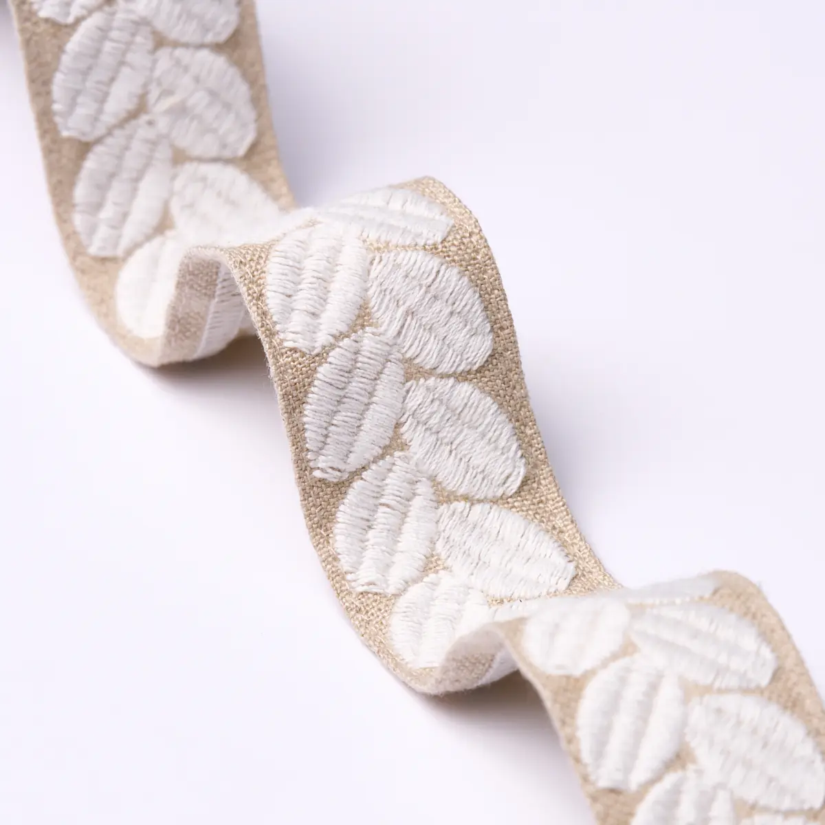 BERKELEY TAPE NARROW_ IVORY ON NATURAL