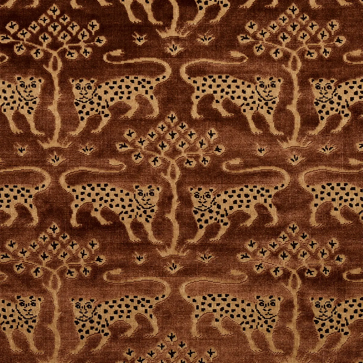 WOODLAND LEOPARD VELVET_ SEPIA