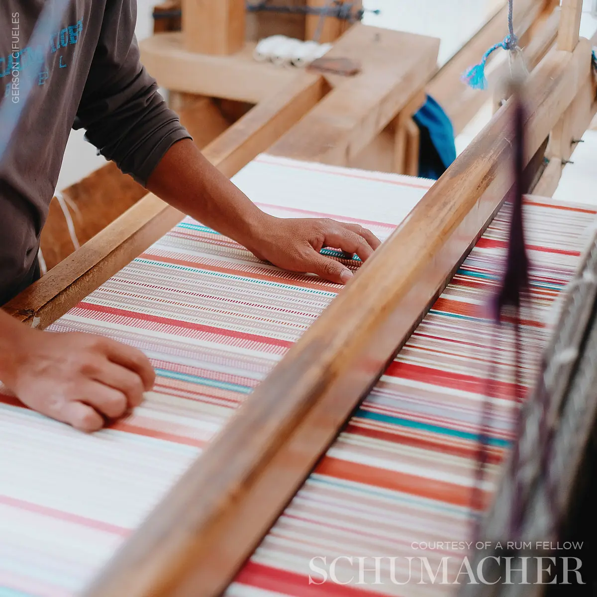 RIPPLE HAND WOVEN STRIPE_ MACAROON