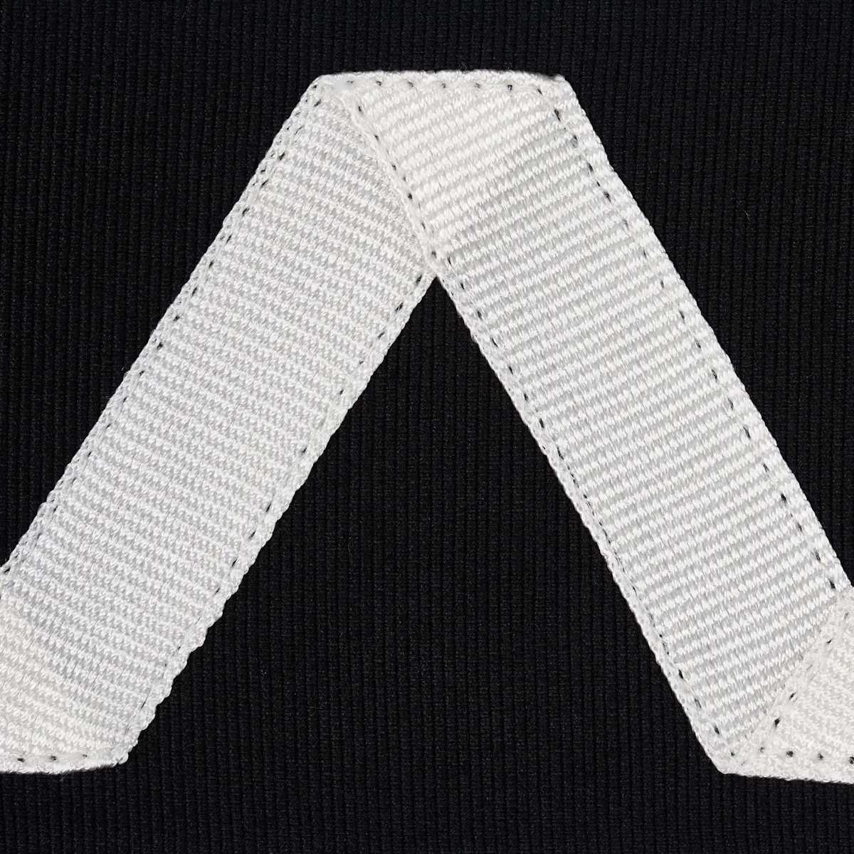 LEGERE APPLIQUÉ TAPE_ IVORY ON BLACK