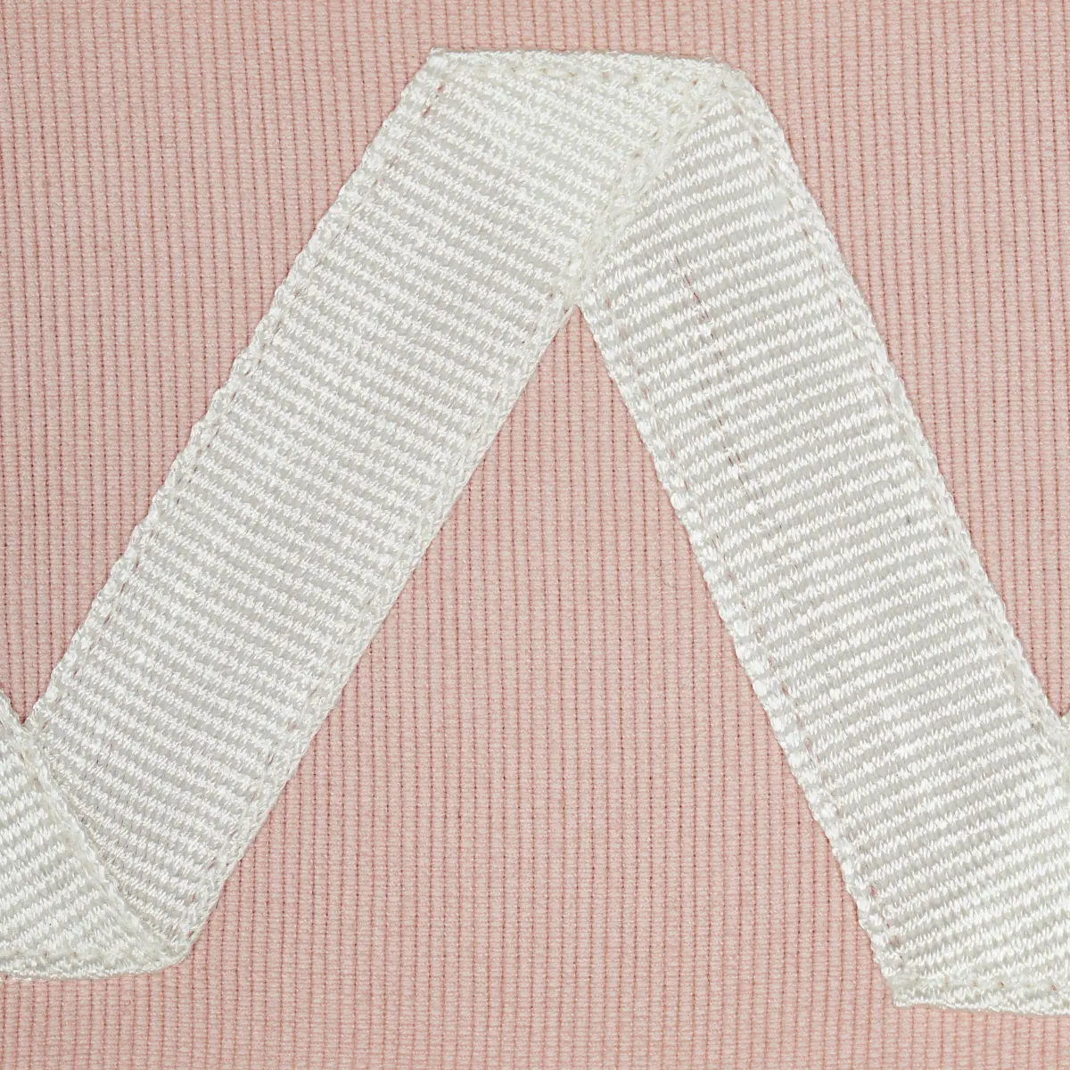 LEGERE APPLIQUÉ TAPE_ IVORY ON BLUSH
