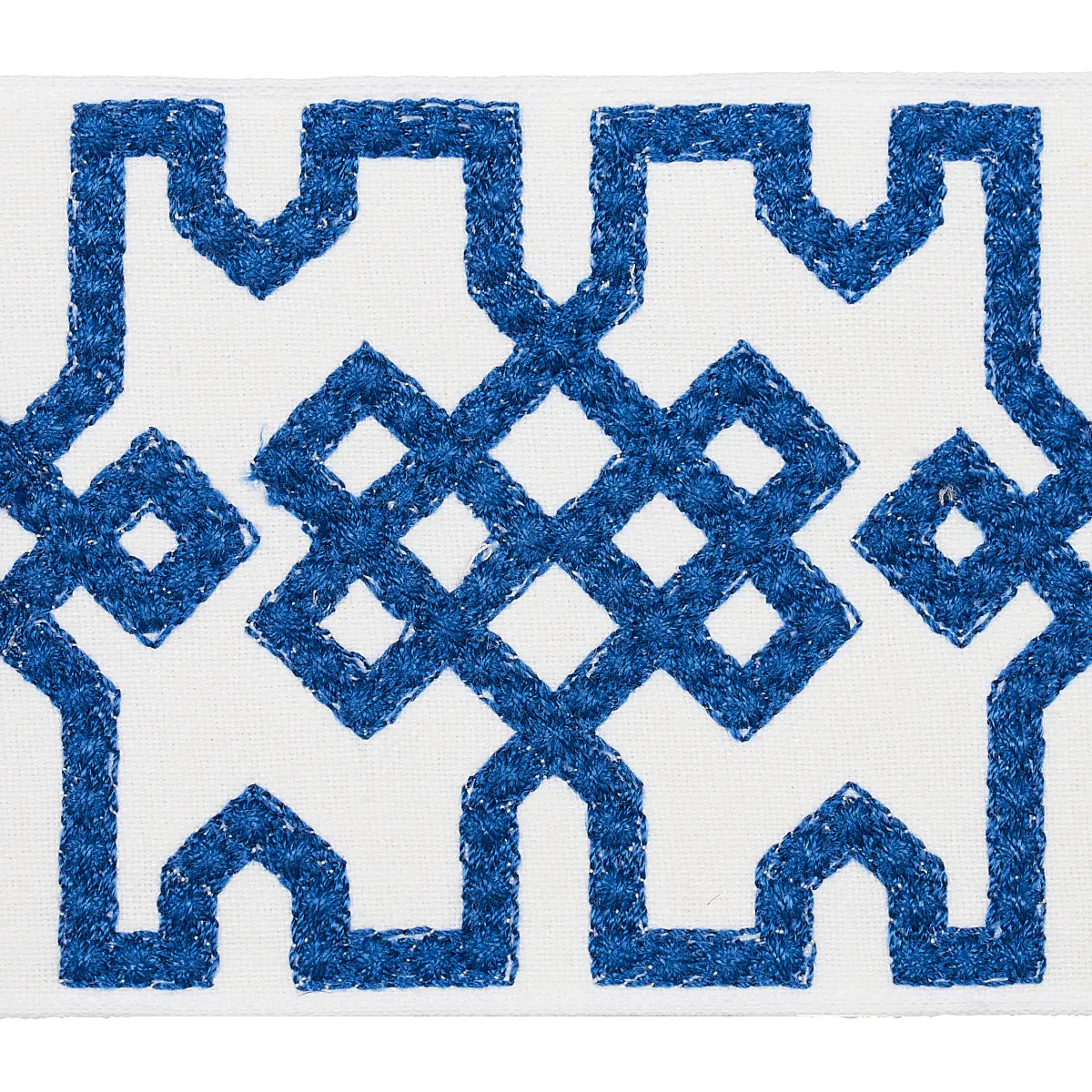 Knotted Trellis Tape_ BLUE ON WHITE